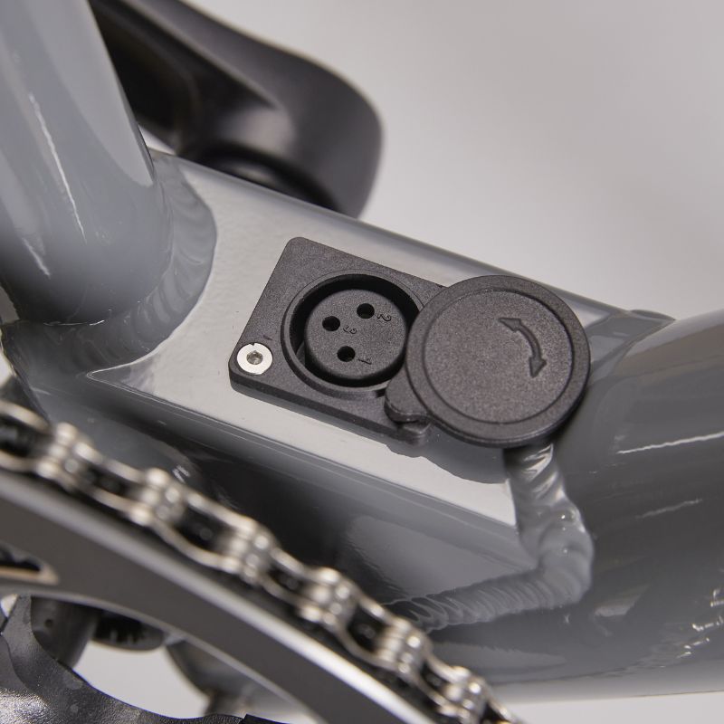 Neomouv Ticket - Crossbar Electric Bike - Socket